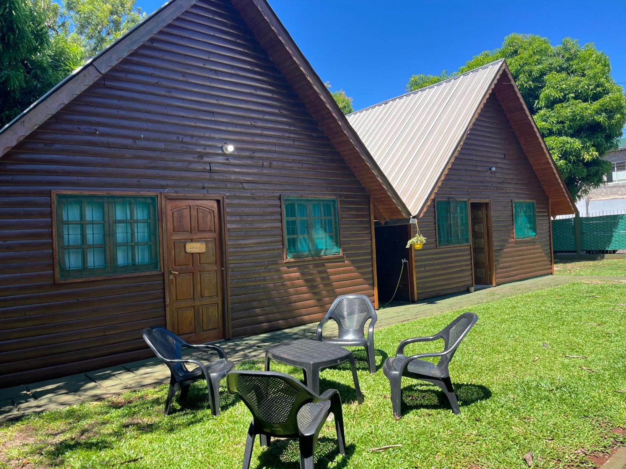 Cabanas Merale Excelente Ubicacion ปูแอร์โตอีกวาซู ภายนอก รูปภาพ