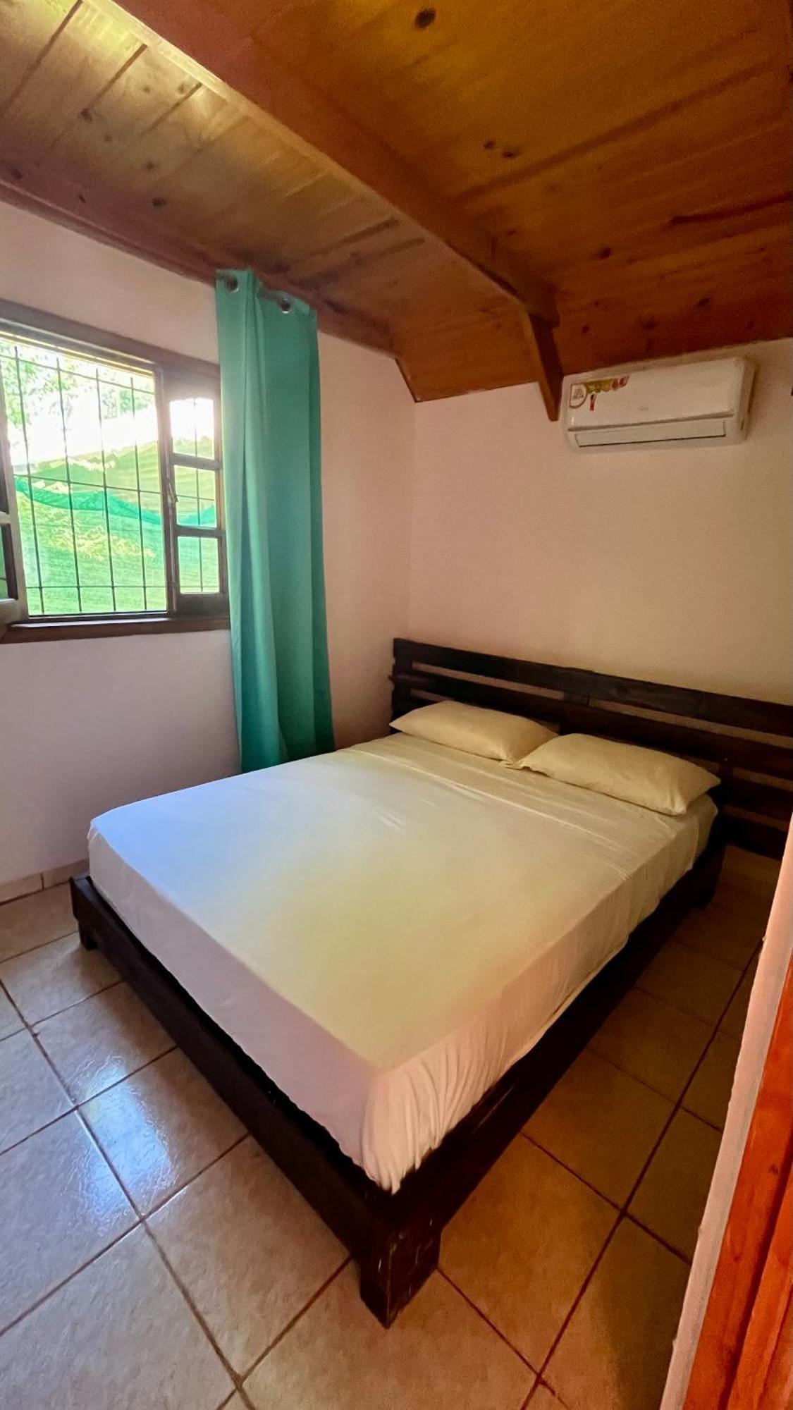 Cabanas Merale Excelente Ubicacion ปูแอร์โตอีกวาซู ภายนอก รูปภาพ