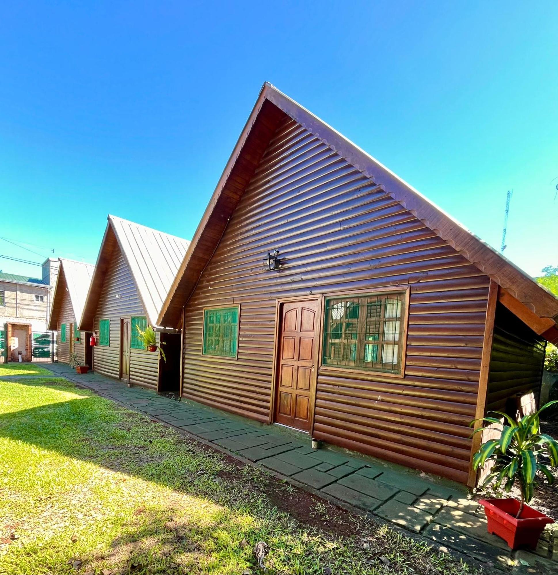 Cabanas Merale Excelente Ubicacion ปูแอร์โตอีกวาซู ภายนอก รูปภาพ
