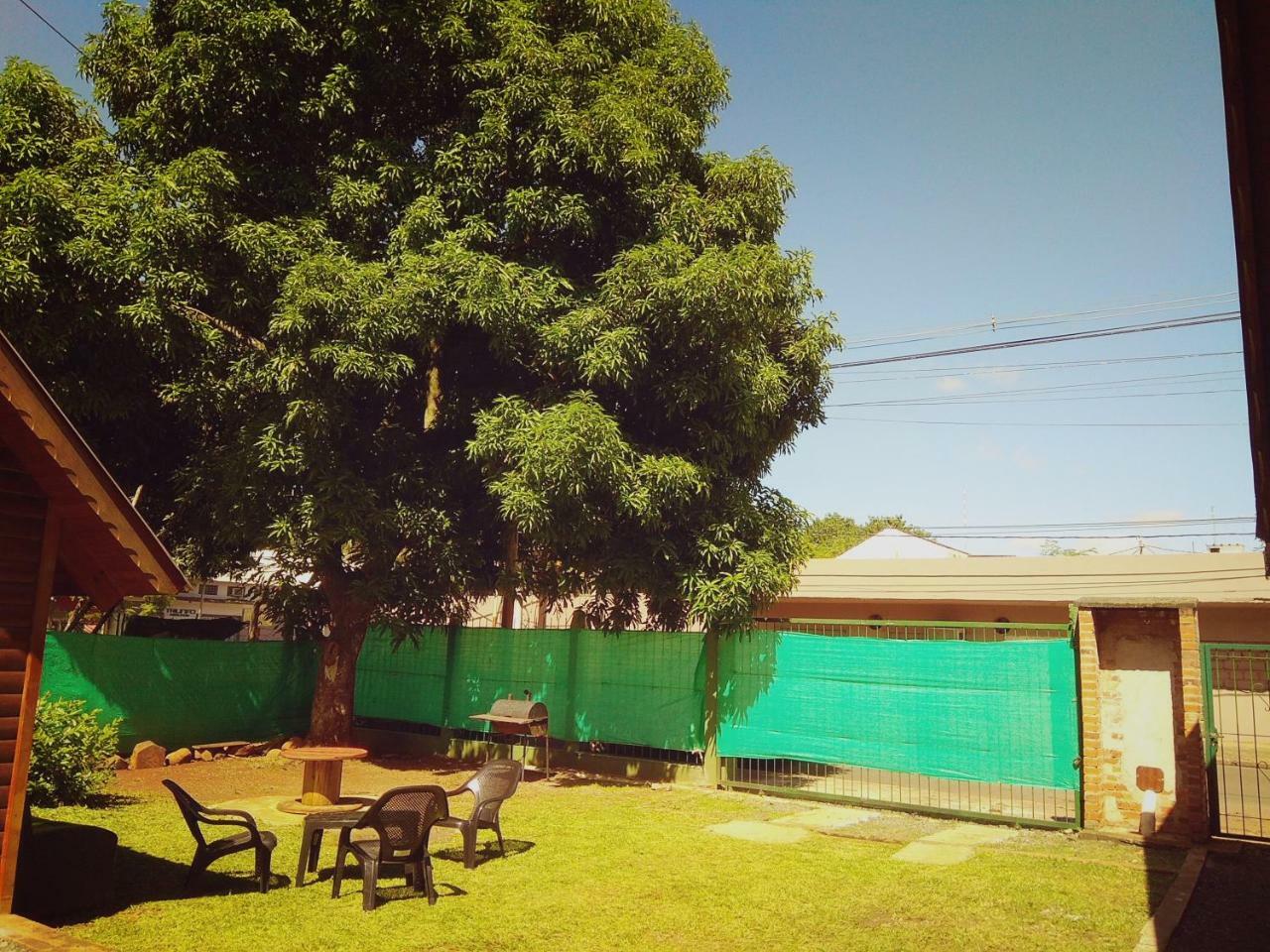 Cabanas Merale Excelente Ubicacion ปูแอร์โตอีกวาซู ภายนอก รูปภาพ