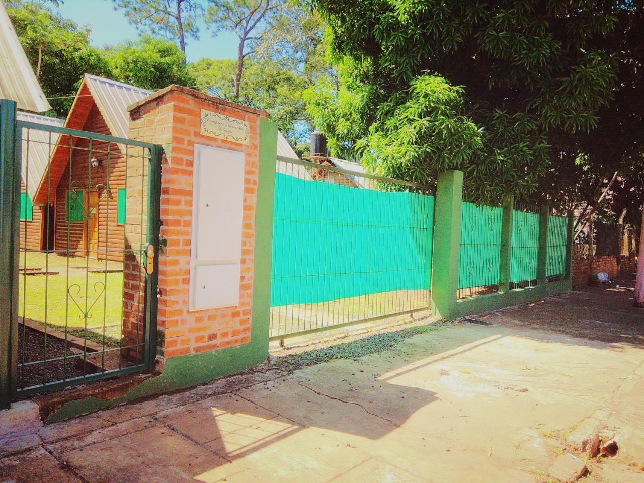 Cabanas Merale Excelente Ubicacion ปูแอร์โตอีกวาซู ภายนอก รูปภาพ